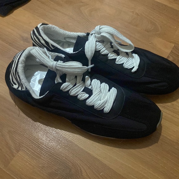 Zara sneakers brand new - Picture 2 of 4